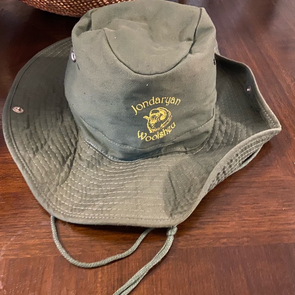 Hat from Australia from Jondaryan Woolshed - Picture 3 of 6